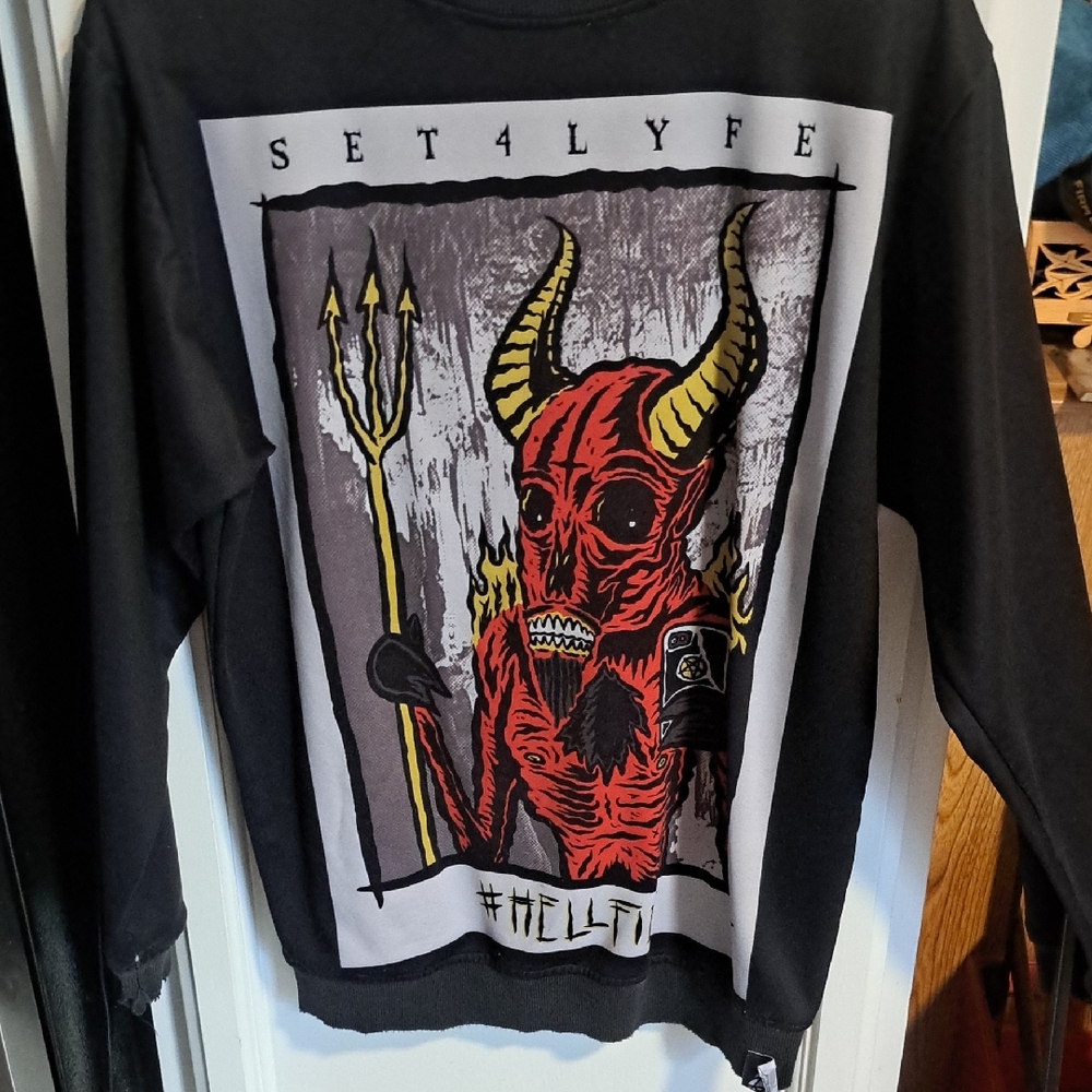 Black Graphic Long Sleeve Tee